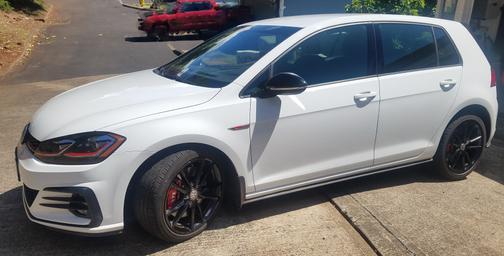 Photo 1 of 5 of 2019 Volkswagen Golf GTI 2.0T Rabbit Edition 4-Door